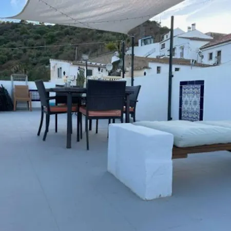 Casa Asilah, Your Serene Mountain Retreat Awaits! Casa vacanze