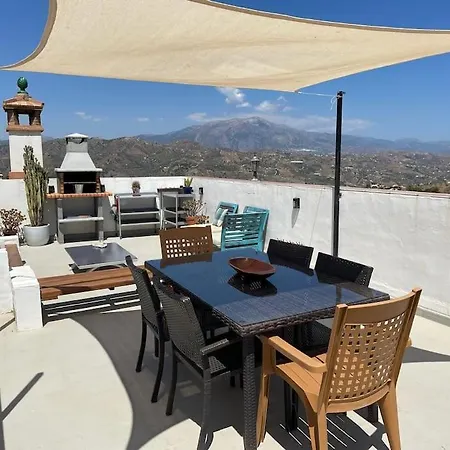 Holiday home Casa Asilah, Your Serene Mountain Retreat Awaits!