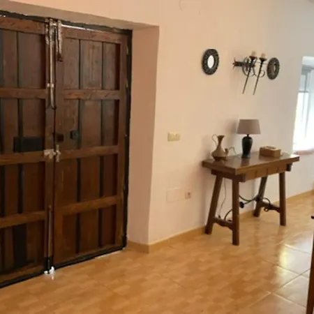 Casa Asilah, Your Serene Mountain Retreat Awaits! Holiday home *