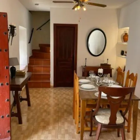 Casa Asilah, Your Serene Mountain Retreat Awaits! * Cutar