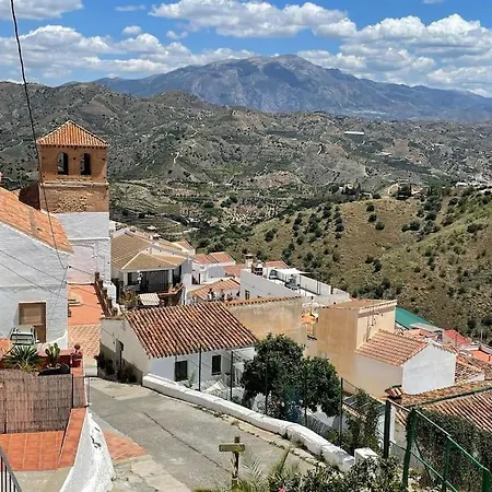 Casa Asilah, Your Serene Mountain Retreat Awaits!