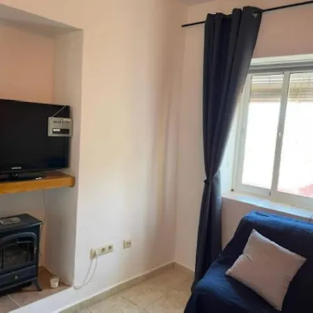 Casa Asilah, Your Serene Mountain Retreat Awaits! Holiday home *